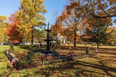 40 Lincoln Street, Hopkinton, MA 01748 - Photo 5