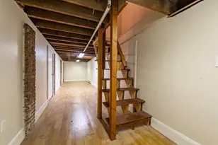 24 Albion Pl, Boston, MA 02129 - Photo 15