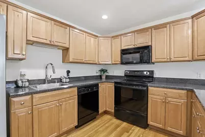 269 Washington St #C3, Pembroke, MA 02359 - Photo 9