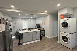 137 Centre St, Boston, MA 02119 - Photo 3