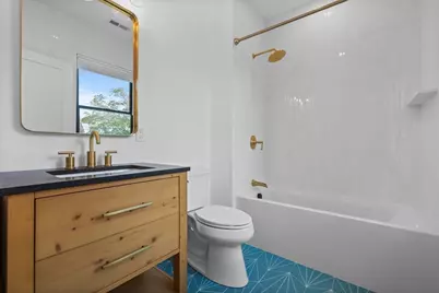 1917 Commonwealth Ave #1917, Newton, MA 02466 - Photo 21