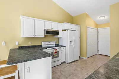 210 Johnson Rd #23, Chicopee, MA 01022 - Photo 11