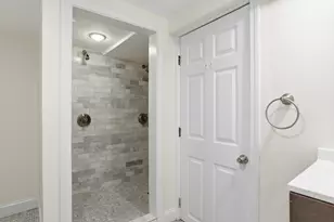 13 Howard St, Cambridge, MA 02139 - Photo 17