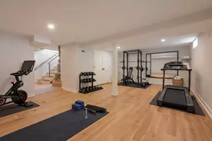 7 Colburn St, Gloucester, MA 01930 - Photo 35