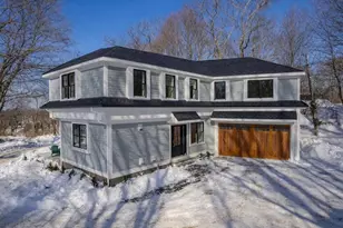 7 Colburn St, Gloucester, MA 01930 - Photo 37