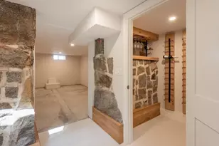 7 Colburn St, Gloucester, MA 01930 - Photo 37