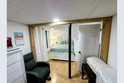 52 Harold St, Providence, RI 02908 - Photo 17