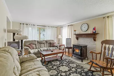 46 Overlea Drive, Springfield, MA 01119 - Photo 3