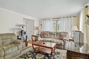 46 Overlea Dr, Springfield, MA 01119 - Photo 9