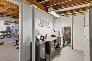 46 Overlea Dr, Springfield, MA 01119 - Photo 33