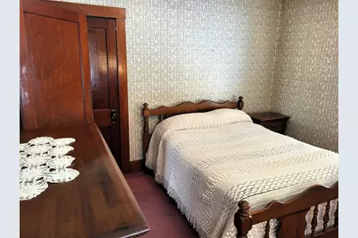 168 Dresser St, Southbridge, MA 01550 - Photo 15