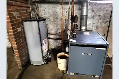 168 Dresser St, Southbridge, MA 01550 - Photo 23