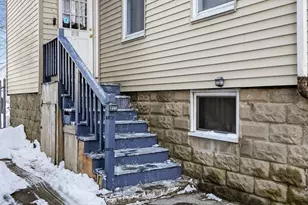 264 Weld St, New Bedford, MA 02740 - Photo 33