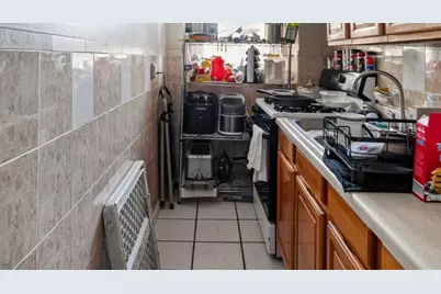 264 Weld St, New Bedford, MA 02740 - Photo 23