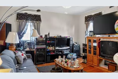 32 Franklin St, New Bedford, MA 02740 - Photo 11