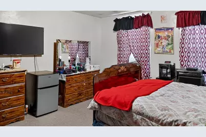 32 Franklin St, New Bedford, MA 02740 - Photo 17