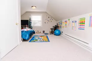 22 Amanda St, Springfield, MA 01118 - Photo 33