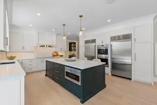 21 Balfour St, Lexington, MA 02421 - Photo 5