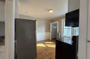 246 Rogers St, Lowell, MA 01852 - Photo 13