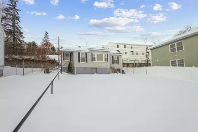 25 Johnson St, Worcester, MA 01604 - Photo 3