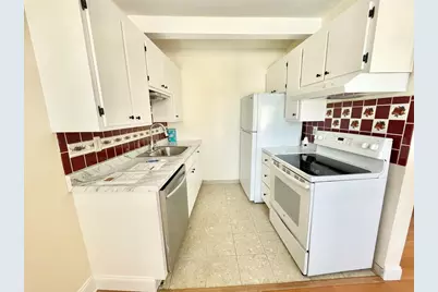 7 Cypress #703, Boston, MA 02135 - Photo 3