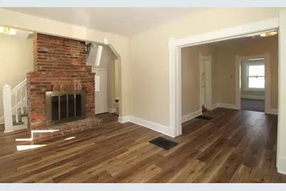 60 Ringgold St, Springfield, MA 01107 - Photo 3