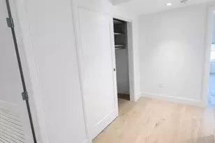 65 L St, Boston, MA 02127 - Photo 7