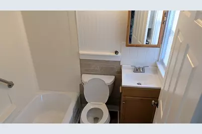 92 N Franklin St #1, Holbrook, MA 02343 - Photo 17