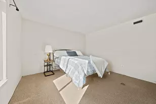 685 Oak St, Brockton, MA 02301 - Photo 11