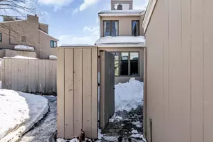 12 Mill Pond, North Andover, MA 01845 - Photo 3