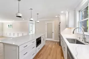 30 Asheville Rd, Newton, MA 02462 - Photo 9