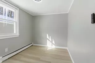 206 Burnham, Lowell, MA 01852 - Photo 19