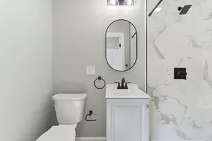 206 Burnham, Lowell, MA 01852 - Photo 15