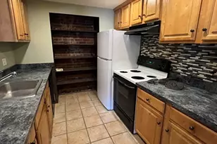 25 Greentree Ln, Weymouth, MA 02190 - Photo 5