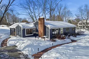 1 Hillcrest Rd, Bedford, MA 01730 - Photo 1