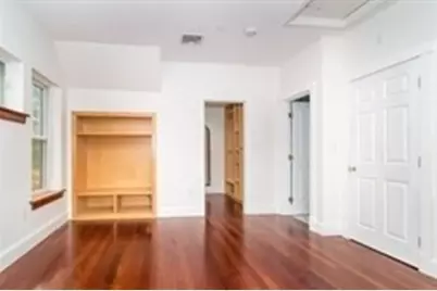 22 Sigourney St #F, Boston, MA 02130 - Photo 7