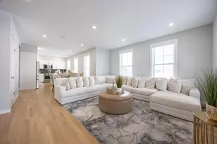 241 Neponset Valley Pkwy, Boston, MA 02136 - Photo 3