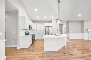 15 High Blf Rd, Belchertown, MA 01007 - Photo 17