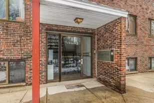 5 Centre St, Cambridge, MA 02139 - Photo 9