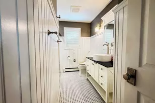 70 Brown St, Fall River, MA 02724 - Photo 11