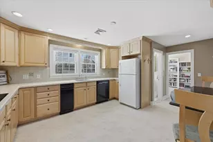 130 Braemoor Rd, Brockton, MA 02301 - Photo 19