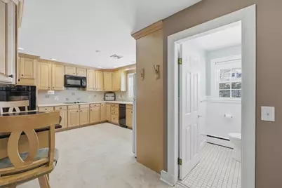 130 Braemoor Rd, Brockton, MA 02301 - Photo 13