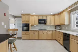 130 Braemoor Rd, Brockton, MA 02301 - Photo 17