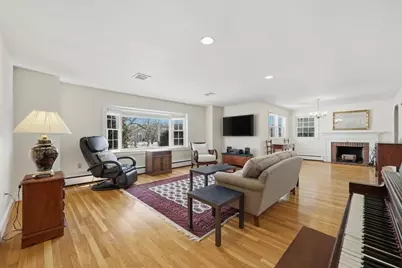 130 Braemoor Rd, Brockton, MA 02301 - Photo 7