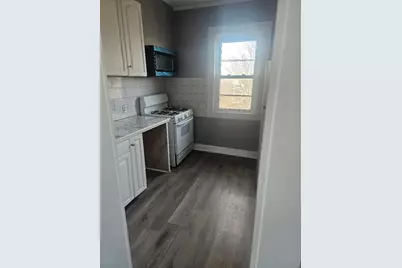 170 Buffinton St #3, Fall River, MA 02720 - Photo 5