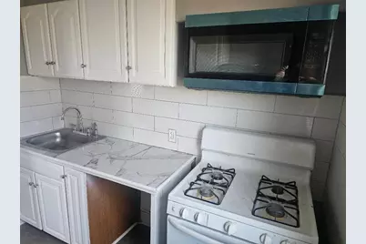 170 Buffinton St #3, Fall River, MA 02720 - Photo 3