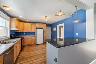 22 Leonard St, Woburn, MA 01801 - Photo 9