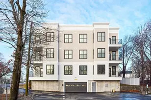 105 Sea St, Quincy, MA 02169 - Photo 9