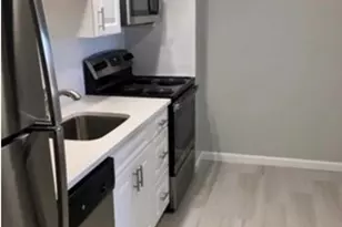 12 Melrose Terrace, Wakefield, MA 01880 - Photo 3