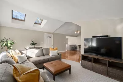 35 Lincoln Avenue, Lynnfield, MA 01940 - Photo 3